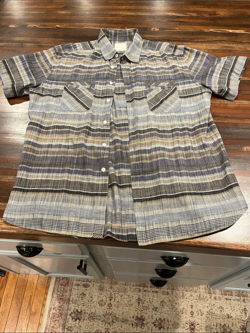 Billie Reid Men's Short-Sleeve Button-Up Shirt in Blue and Gray Stripes XL